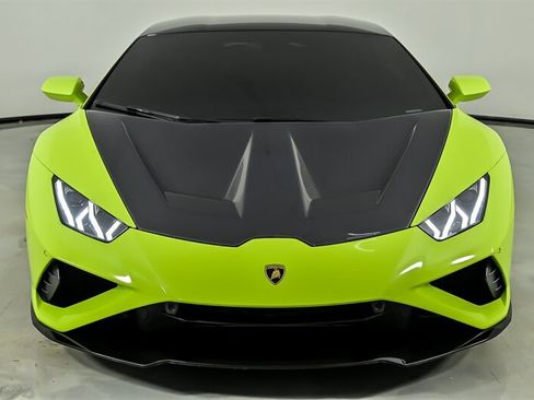 Used 2022 Lamborghini Huracan EVO RWD image 5