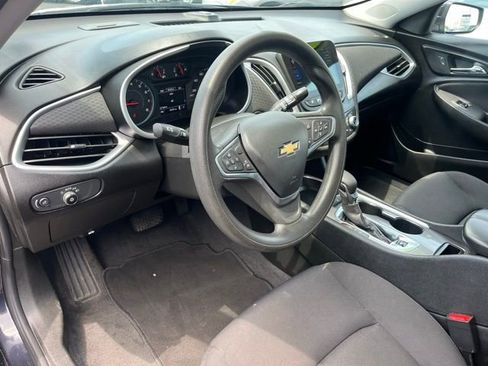 Used 2023 Chevrolet Malibu LT image 14