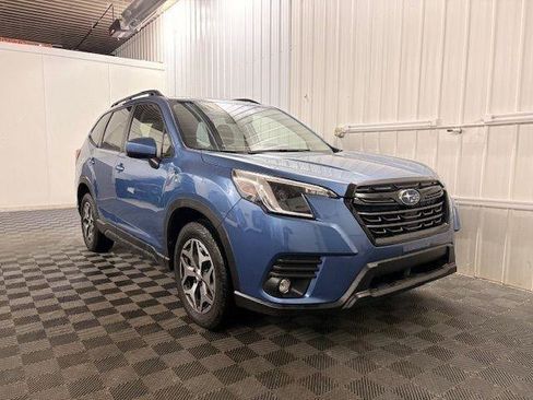Used 2024 Subaru Forester Premium image 22