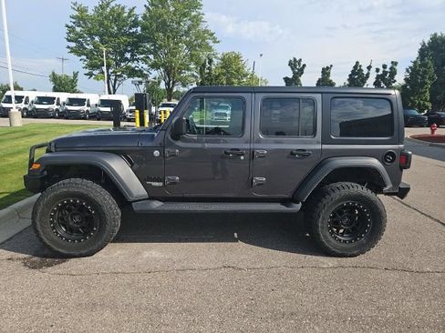 Used 2021 Jeep Wrangler Unlimited Sport AWD/4WD image 2