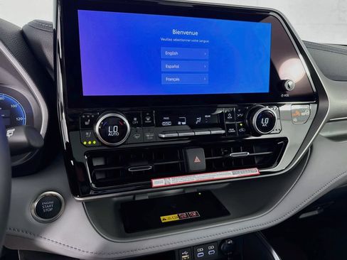 New 2026 Toyota Highlander Limited AWD/4WD image 18