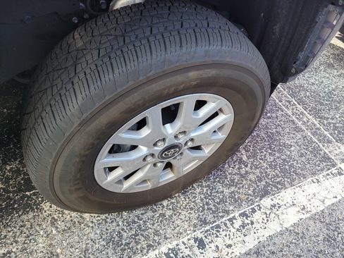 Used 2025 Toyota Tacoma SR5 RWD image 8