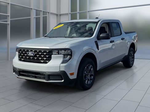 Used 2026 Ford Maverick XLT AWD/4WD image 1