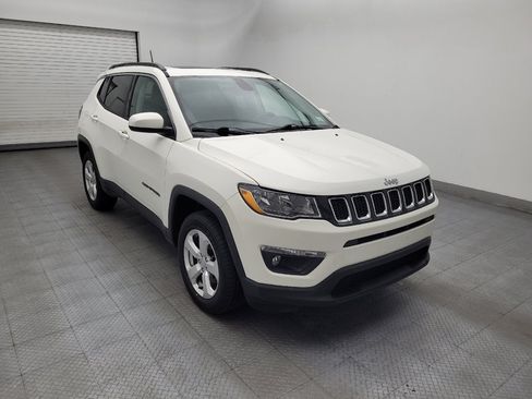 Used 2018 Jeep Compass Latitude w/ Popular Equipment Group AWD/4WD image 13