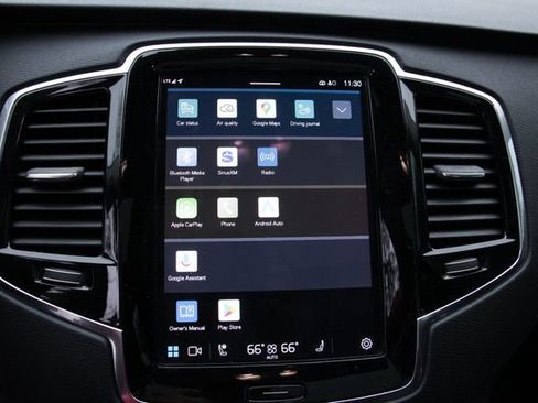 Used 2023 Volvo XC90 B6 Plus image 21