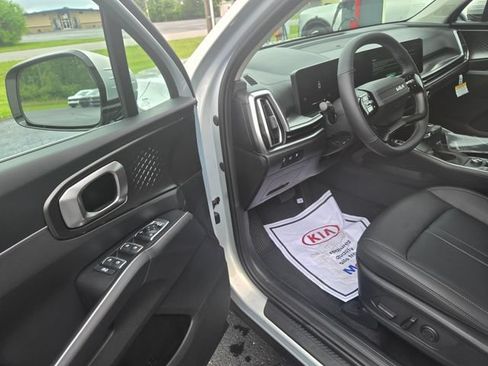New 2026 Kia Sorento EX FWD image 4
