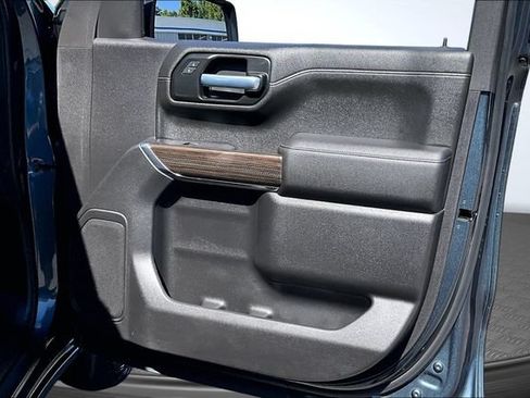 Used 2021 Chevrolet Silverado 1500 RST AWD/4WD image 27
