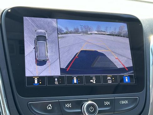 Used 2022 Chevrolet Equinox LT image 37