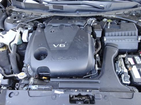 Used 2017 Nissan Maxima 3.5 S FWD image 11