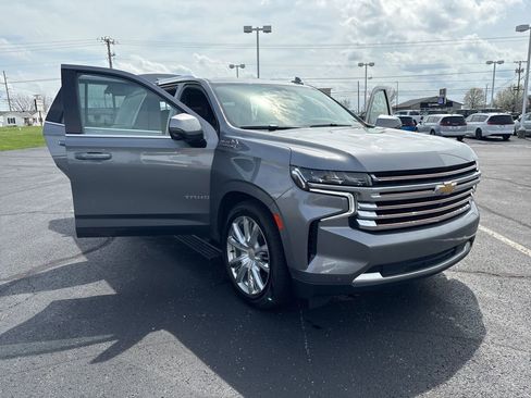 Used 2022 Chevrolet Tahoe High Country AWD/4WD image 19