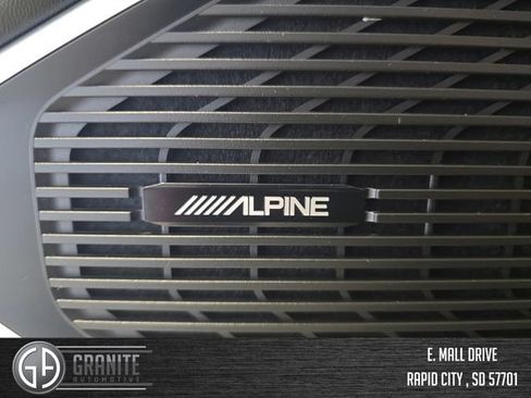Used 2024 Jeep Wagoneer Series III AWD/4WD image 30