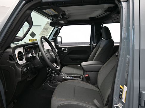 New 2026 Jeep Gladiator Sport image 11