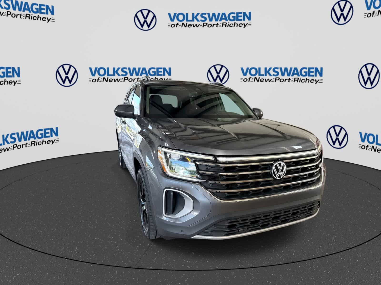 Used 2024 Volkswagen Atlas SE FWD image 16