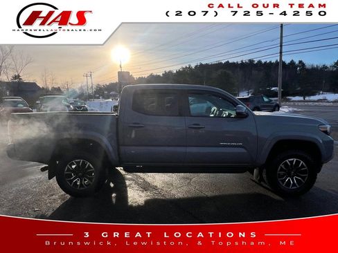 Used 2020 Toyota Tacoma TRD Sport w/ Technology Package image 8