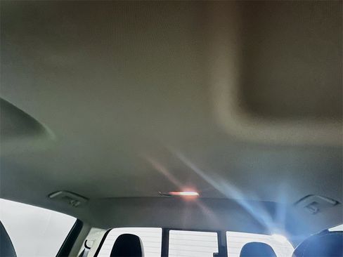 Used 2019 Chevrolet Colorado LT w/ LT Convenience Package image 20