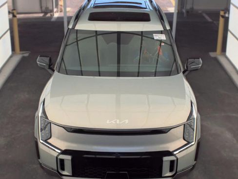 Used 2024 Kia EV9 GT-Line AWD/4WD image 3
