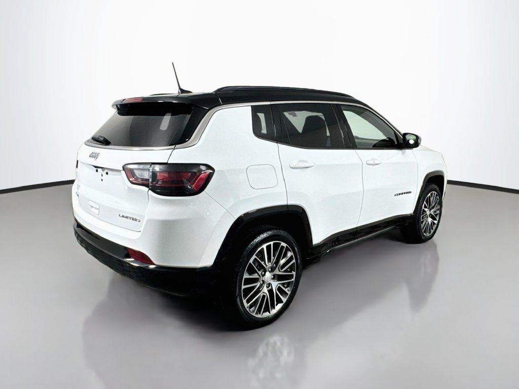 Used 2023 Jeep Compass Limited w/ Elite Group AWD/4WD image 8