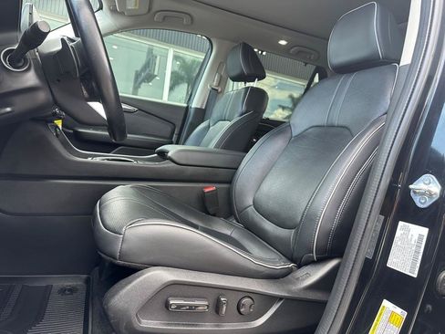Used 2023 Honda Pilot Elite image 12
