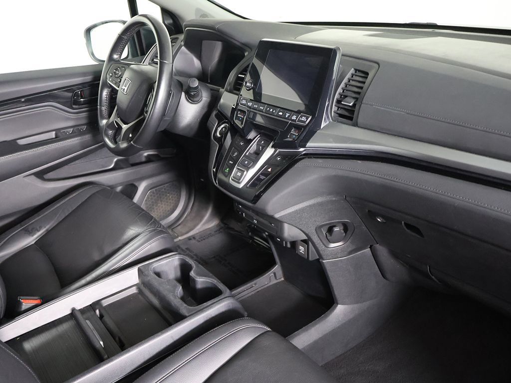 Used 2023 Honda Odyssey Touring image 28