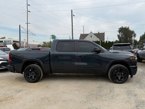 Used 2025 RAM 1500 Big Horn AWD/4WD image 9