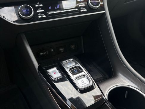 Used 2020 Hyundai Sonata SEL w/ Premium + Sunroof Package FWD image 32