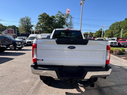 Used 2017 Ford F250 XL w/ Power Equipment Group AWD/4WD image 9