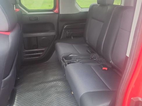 Used 2005 Honda Element EX image 11
