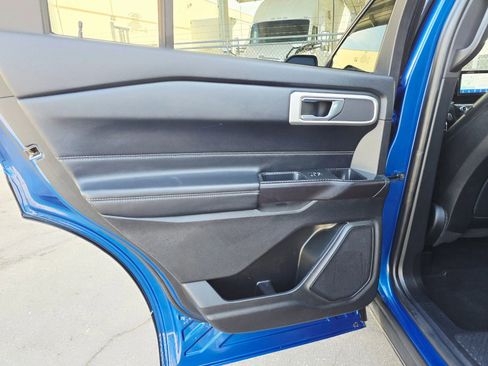 Used 2020 Ford Explorer XLT w/ Equipment Group 202A image 39