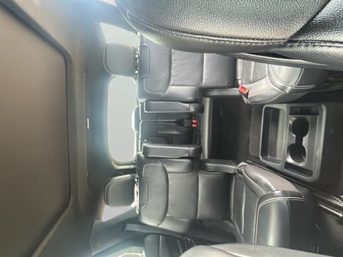 Used 2020 Ford Explorer ST w/ ST Street Pack AWD/4WD image 18