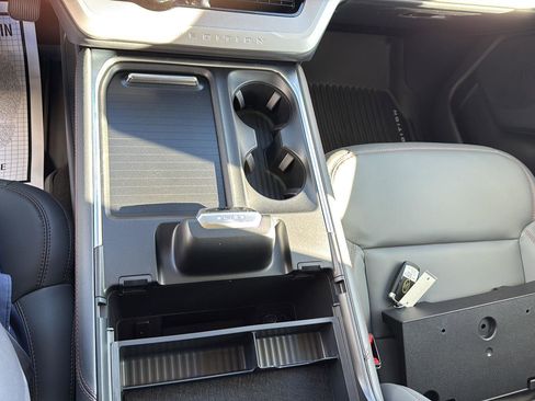 New 2025 Ford Expedition Max Active image 25