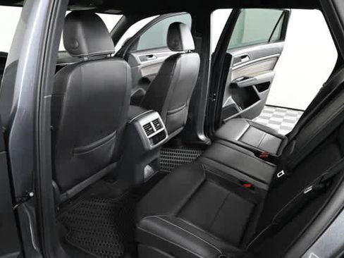 Certified 2023 Volkswagen Atlas Cross Sport SE image 15