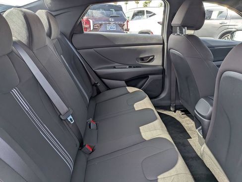 Used 2026 Hyundai Elantra SEL FWD image 29