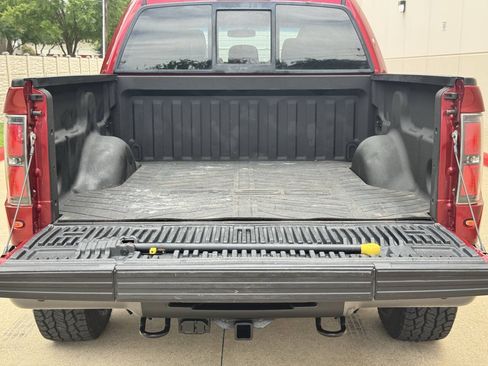 Used 2014 Ford F150 Raptor w/ Equipment Group 801A Luxury AWD/4WD image 45