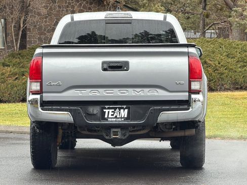 Used 2021 Toyota Tacoma SR5 image 5