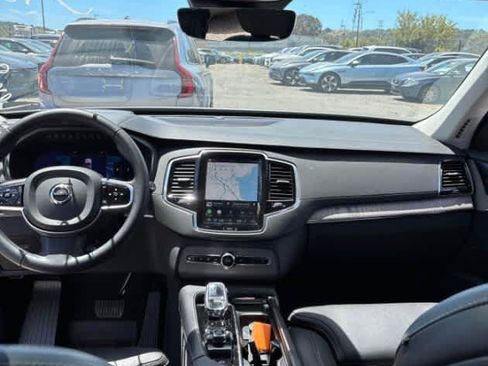 Used 2023 Volvo XC90 B6 Ultimate w/ Protection Package Premier AWD/4WD image 4