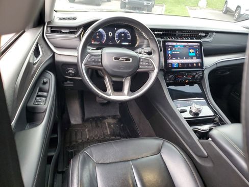 Used 2021 Jeep Grand Cherokee L Limited image 11