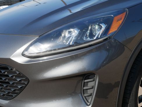 Used 2020 Ford Escape SE Sport AWD/4WD image 10