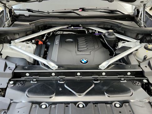 Used 2023 BMW X5 xDrive40i w/ Premium Package AWD/4WD image 29