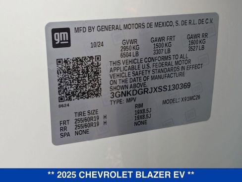 New 2025 Chevrolet Blazer EV LT AWD/4WD image 32