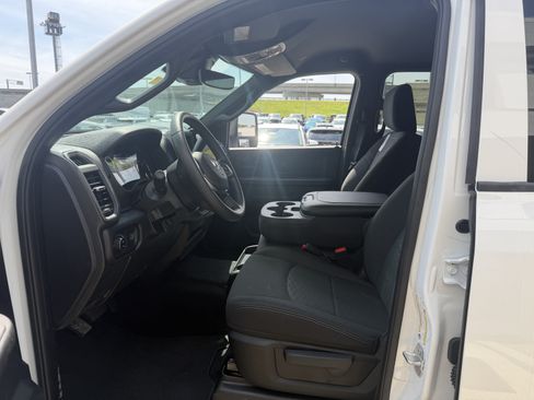 New 2026 RAM 3500 Tradesman AWD/4WD image 31