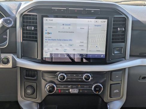 Used 2022 Ford F150 XLT w/ Equipment Group 302A High image 16