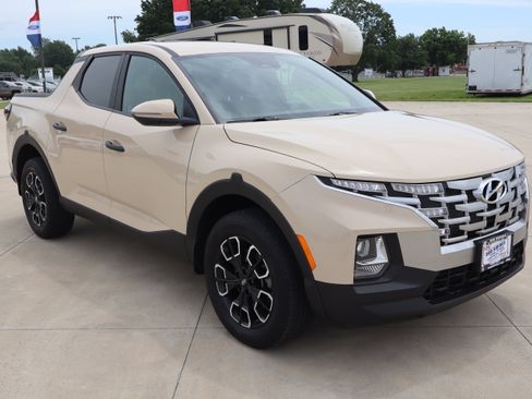 Used 2022 Hyundai Santa Cruz SEL w/ Launch Package AWD/4WD image 4
