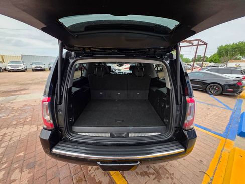 Used 2019 GMC Yukon XL Denali AWD/4WD image 9