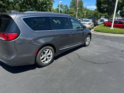 Used 2019 Chrysler Pacifica Touring-L Plus w/ Tire & Wheel Group
