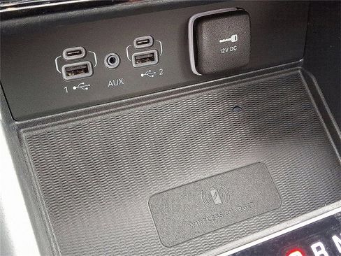 New 2025 Jeep Grand Cherokee Laredo X w/ Luxury Tech Group I image 15