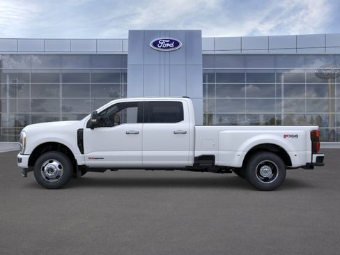 New 2026 Ford F350 Platinum AWD/4WD image 3
