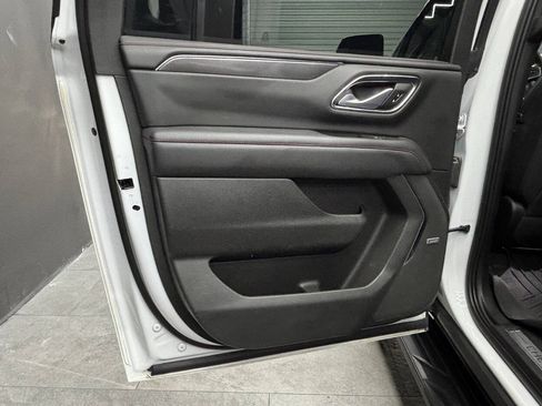Used 2022 Chevrolet Suburban RST w/ Luxury Package AWD/4WD image 33