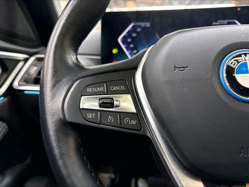 Used 2024 BMW i4 eDrive35 w/ Premium Package RWD image 19