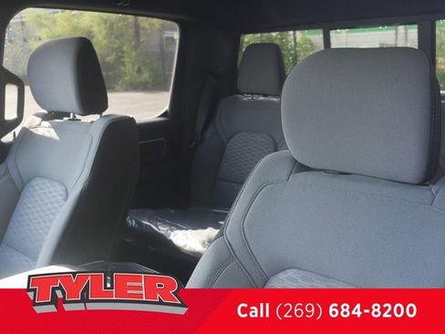 New 2026 RAM 1500 Big Horn AWD/4WD image 37