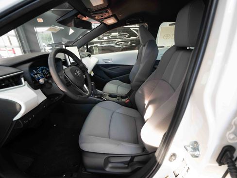 New 2026 Toyota Corolla SE w/ SE Premium Package image 9